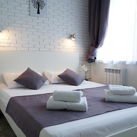 Skyhome Goloseevsky Kiev Buitenkant foto